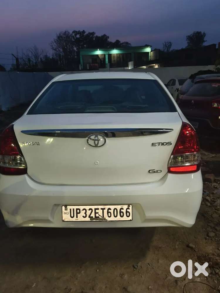 Toyota Etios Diesel 2013 Spinny Or Car Bazar Wale Msg Or Call Na Kare