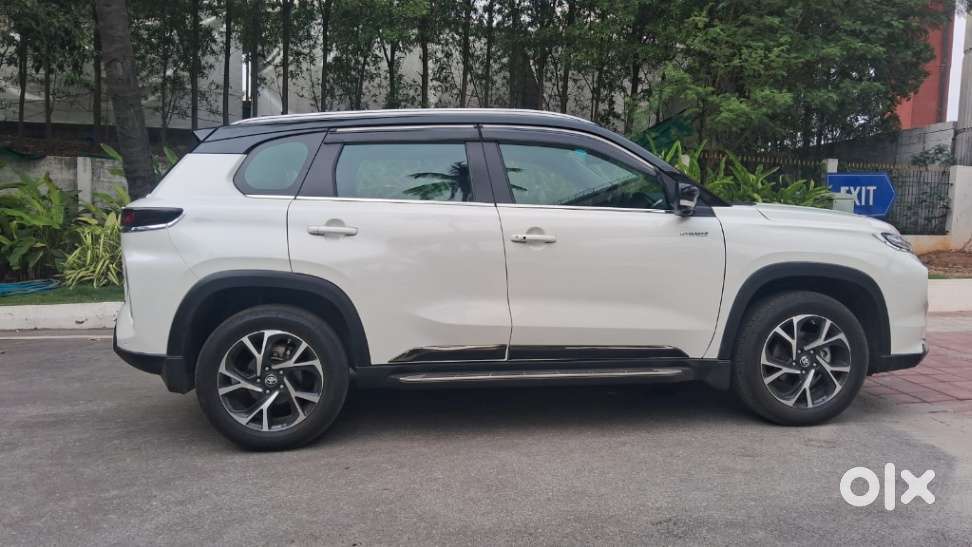 Toyota Urban Cruiser Hyryder 1.5 V Hybrid, 2025, Petrol
