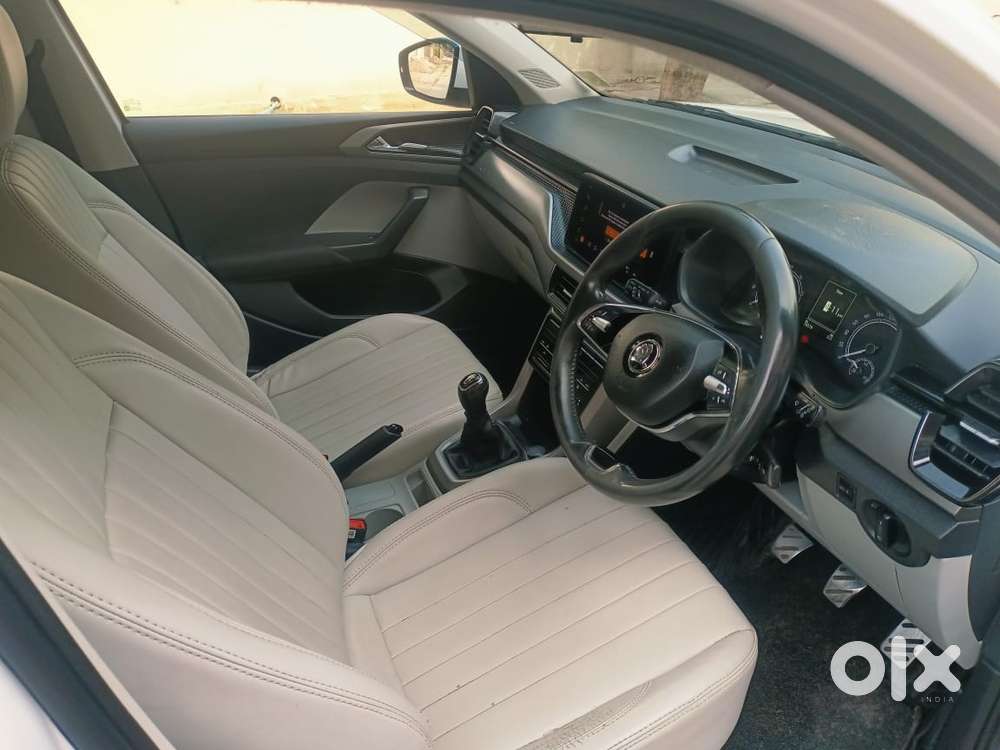 Skoda Kushaq Ambition 1.0l Tsi Mt, 2022, Petrol