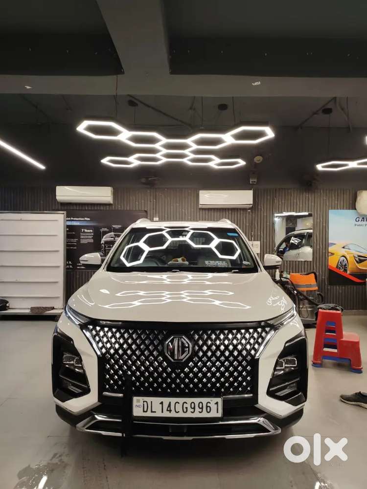 Mg Hector 2023 Petrol 39800 Km Driven