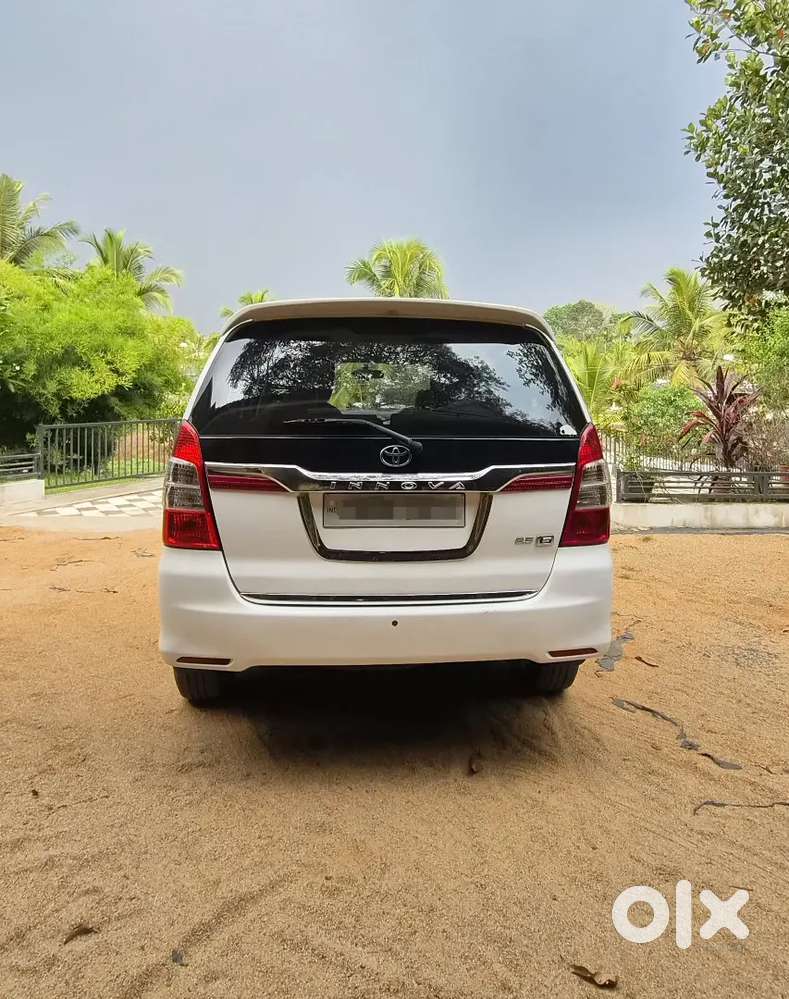 Very Good Condition Toyota Innova 2013 Gx. Re Registered To Kerala.