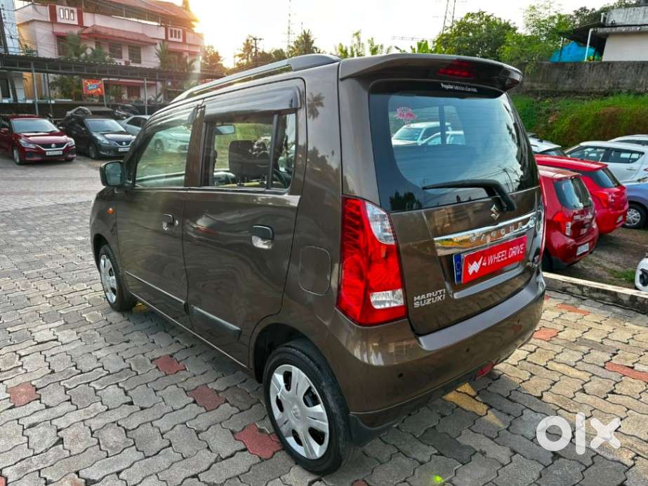 Maruti Suzuki Wagon R Vxi 1.0, 2016, Petrol