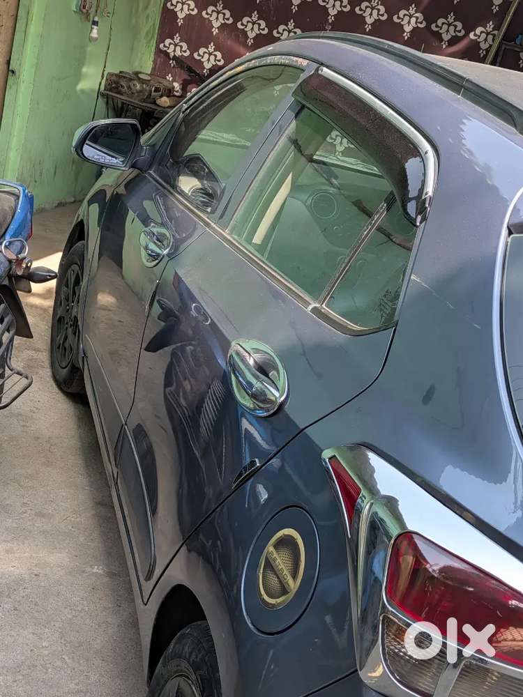 Hyundai Grand I10 2016 Petrol 75000 Km Driven