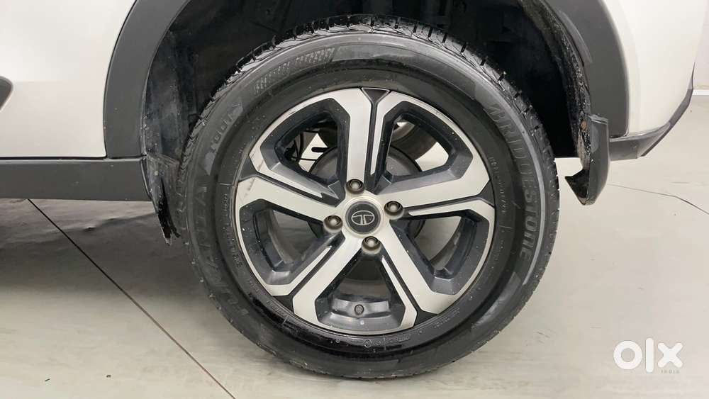 Tata Nexon 1.2 Revotron Xza Plus, 2023, Petrol