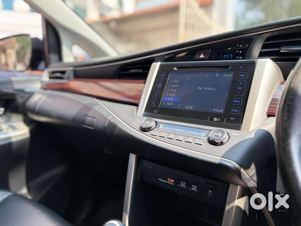 Toyota Innova Crysta Zx 2.4 Diesel 7 Seater, 2017, Diesel