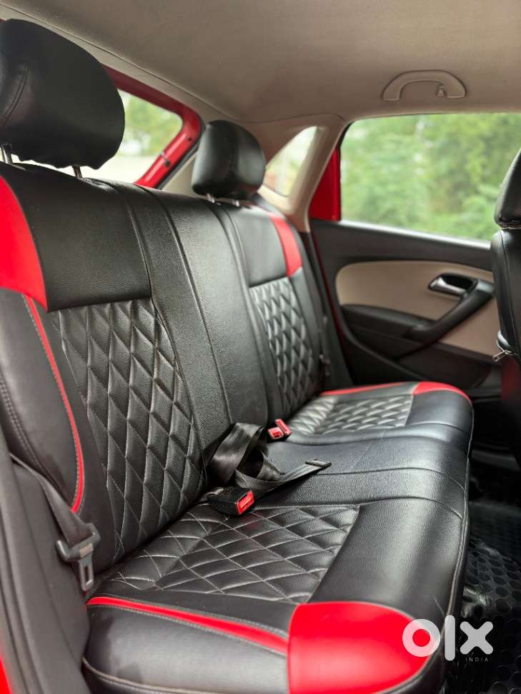 Volkswagen Polo Petrol Highline 1.6l, 2012