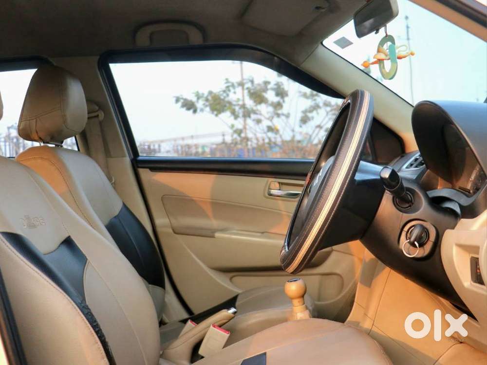 Maruti Suzuki Dzire 1.2 Vxi, 2014, Petrol