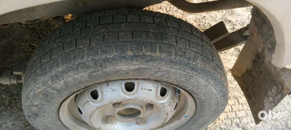 गाड़ी में कोई काम नहीं है