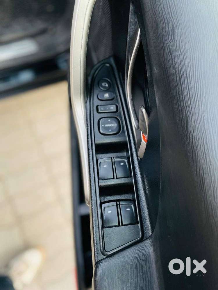 Mahindra Xuv500 W9 At 1.99, 2018, Diesel