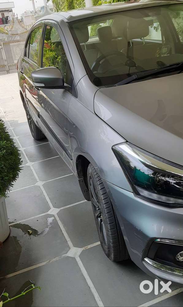 Nexa Ciaz Smart Hybrid Alpha 1.5 Lt