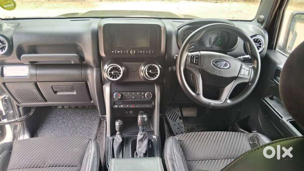 Mahindra Thar, 2022, Petrol