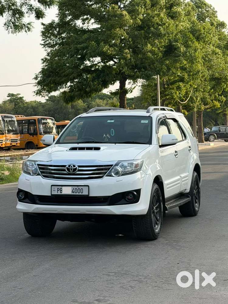Toyota Fortuner 3.0 4x2 Automatic, 2015, Diesel