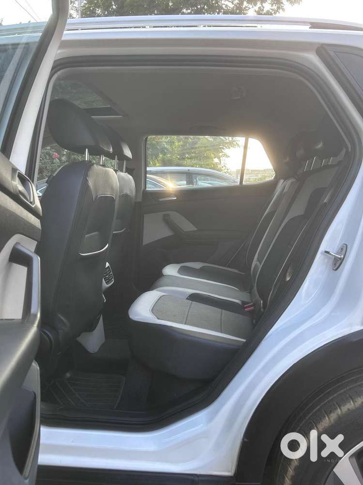 Volkswagen Taigun 1.0 Tsi Topline At, 2022, Petrol