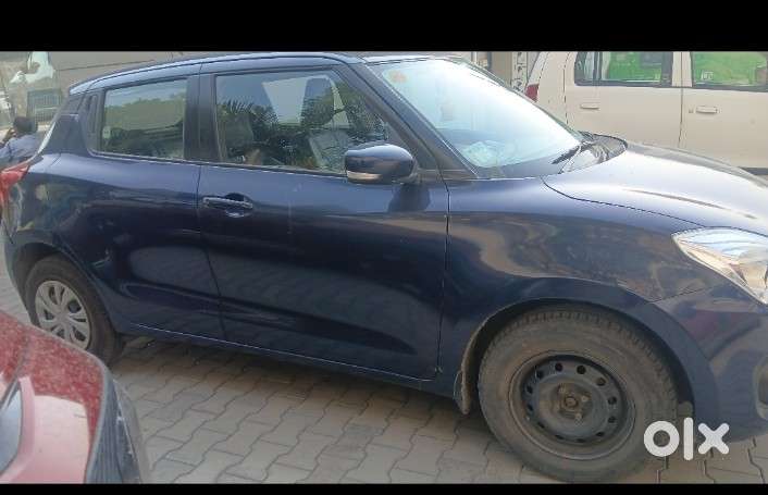 Maruti Suzuki Swift Vxi + Manual, 2018, Petrol
