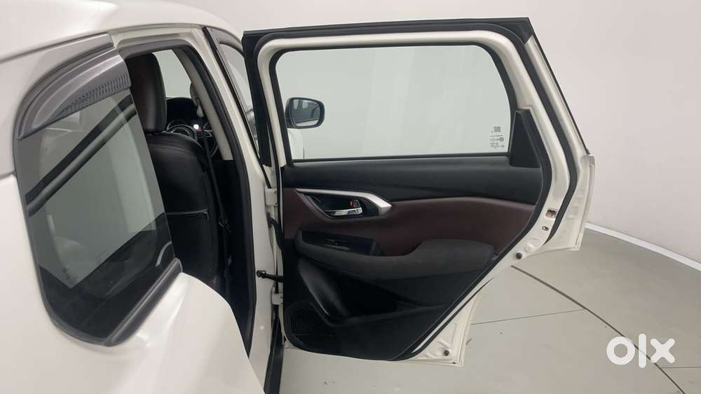 Maruti Suzuki Grand Vitara 1.5 Delta Smart Hybrid, 2024, Petrol