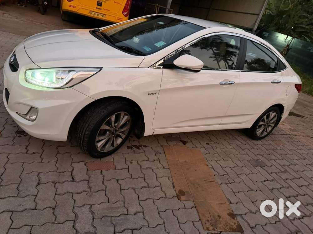 Hyundai Verna Fluidic Full Option