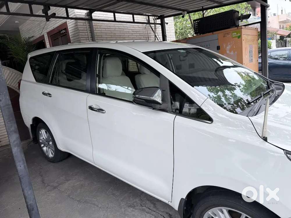 Toyota Innova Crysta 2020 Diesel 132000 Km Driven