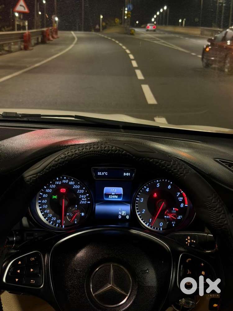 Mercdes Benz  Cla 200 Petrol Mh 12