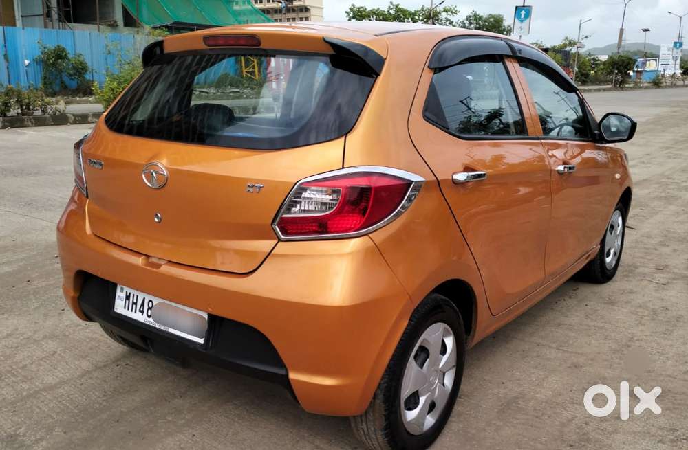Tata Tiago 1.2 Revotron Xt (o), 2017, Petrol