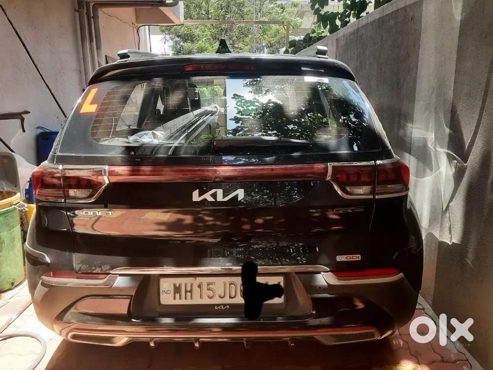 Kia Sonet 2023 Petrol Well Maintained