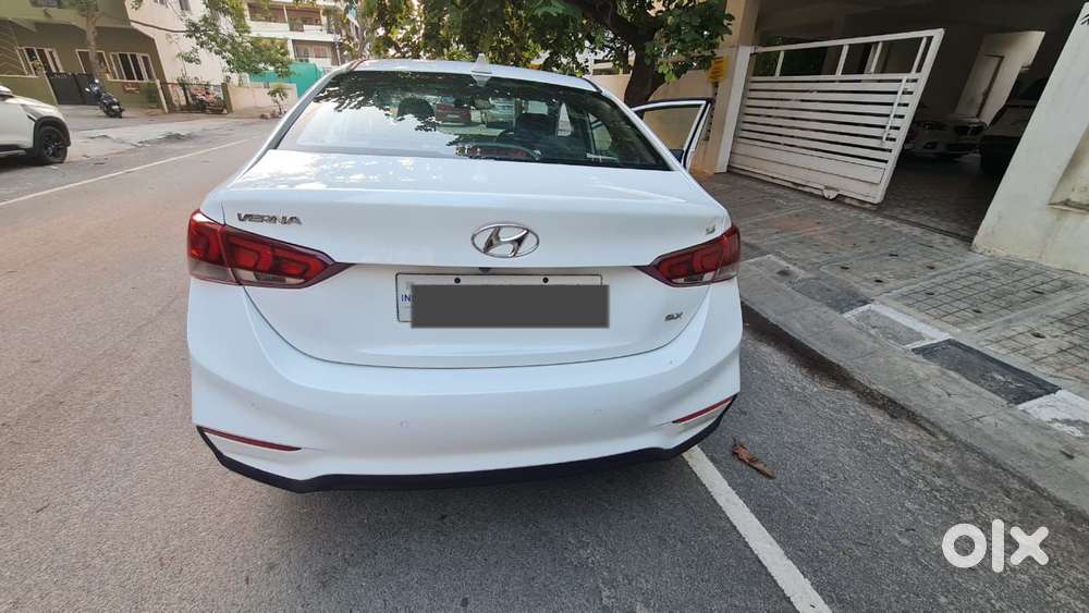 Hyundai Verna 1.6 Sx (o) Vtvt Se, 2020, Petrol