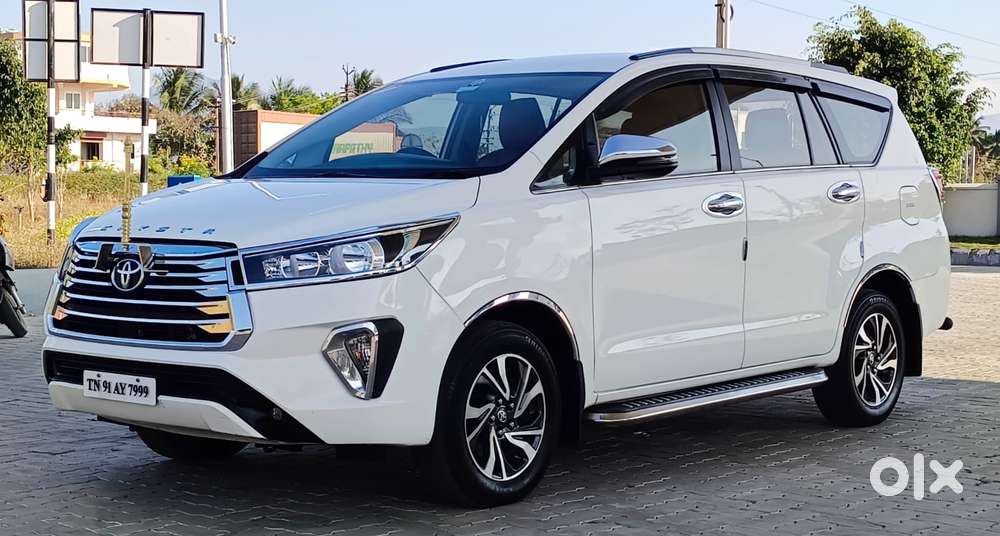 Toyota Innova Crysta
