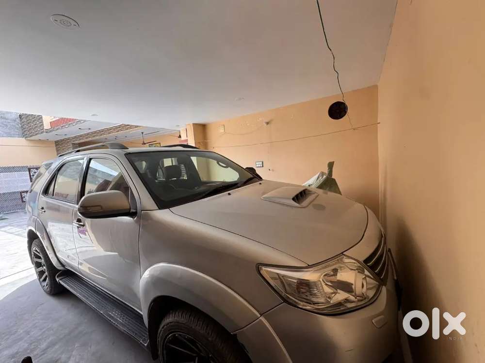 Toyota Fortuner 2010