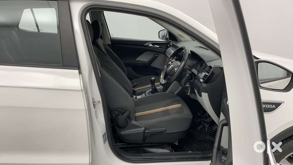 Skoda Kushaq Ambition 1.0l Tsi Mt, 2023, Petrol