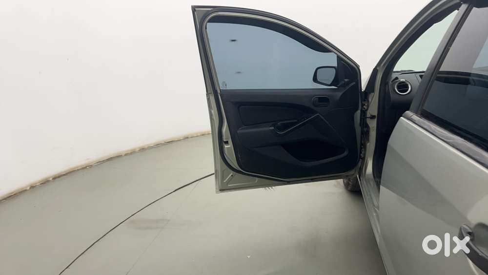 Ford Figo 2010-2012 Petrol Exi, 2013, Petrol