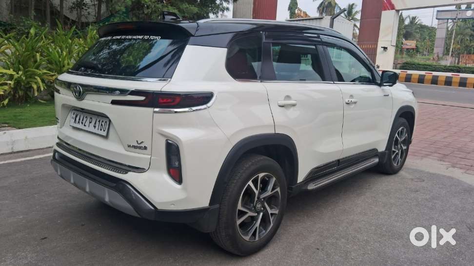 Toyota Urban Cruiser Hyryder 1.5 V Hybrid, 2025, Petrol