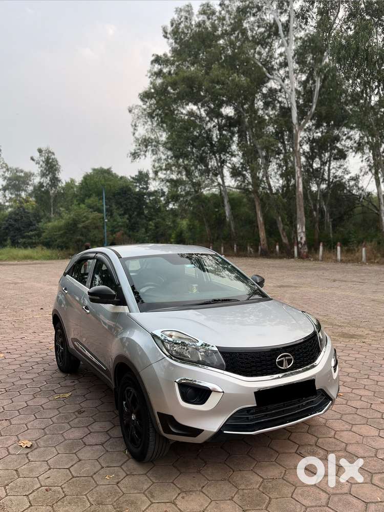 Tata Nexon Petrol Xm 33,000 Kilometers Original Condition