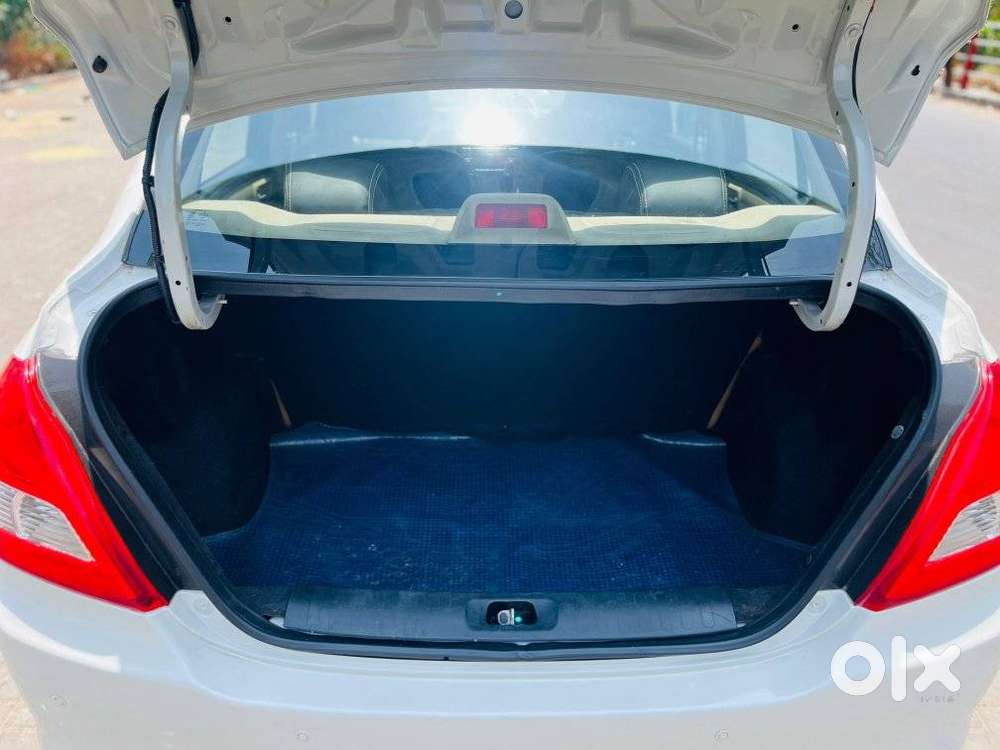 Maruti Suzuki Dzire 1.2 Vxi, 2016, Petrol