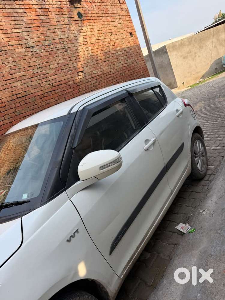Maruti Suzuki Swift Zxi, 2014, Petrol