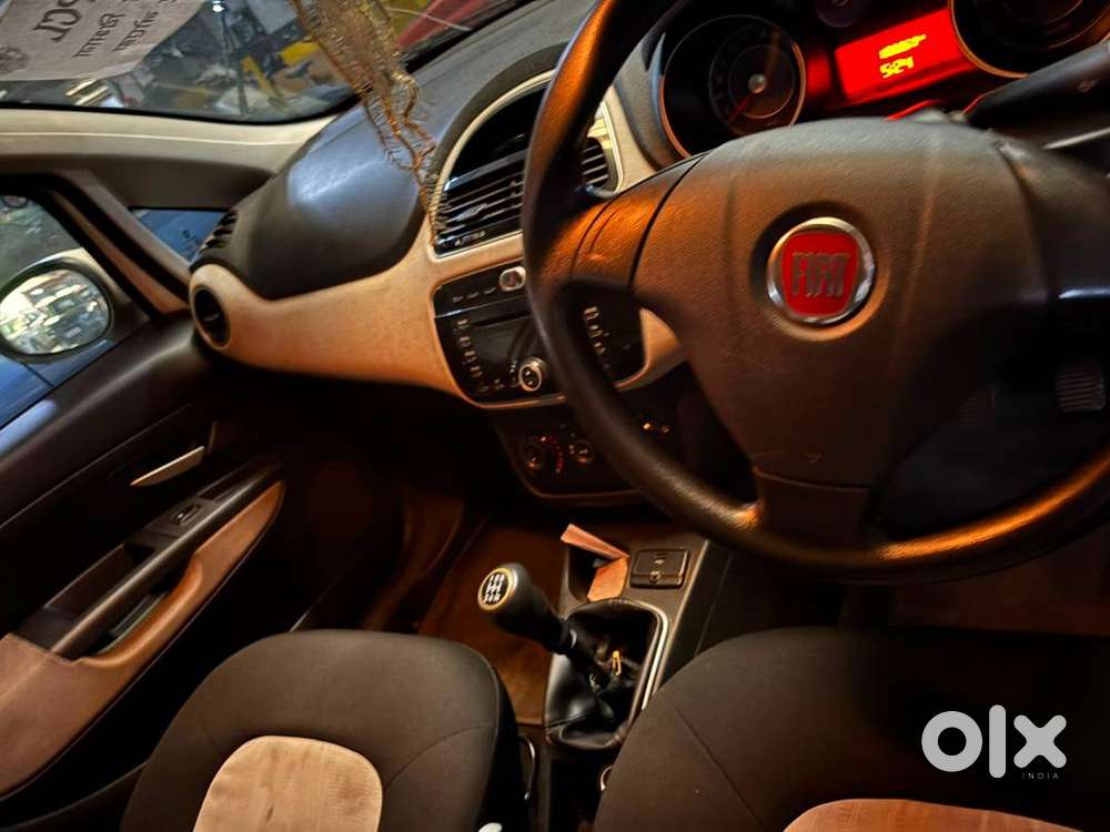 2015 Fiat Punto Dynamic 1.3 Diesel | 23+ Kmpl | Regularly Maintained