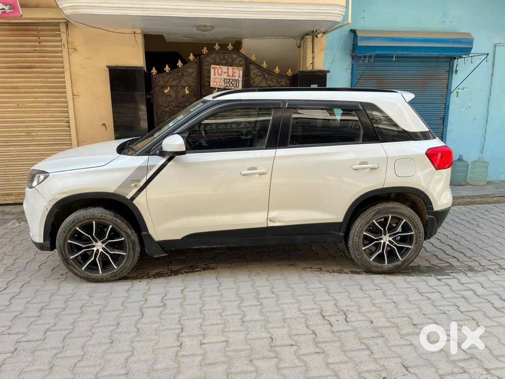Maruti Suzuki Brezza Diesel Well Maintained Alloy Wheel