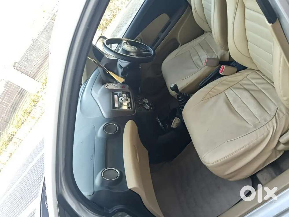 Honda Amaze 1.5 V 2013