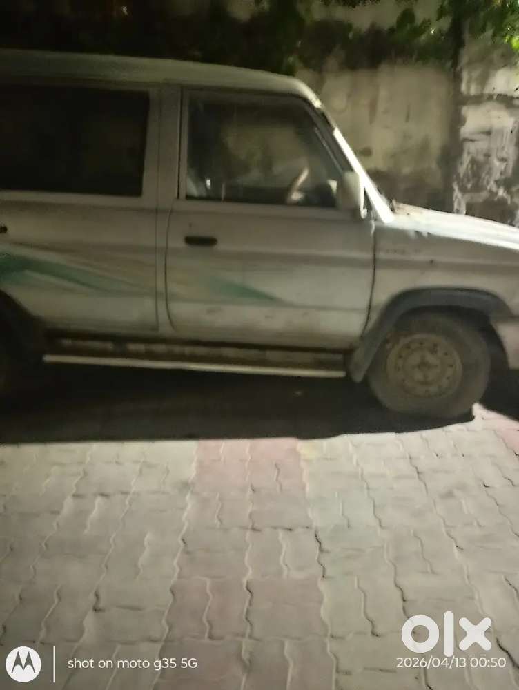 Toyota Qualis 2000 Diesel 10000 Km Driven