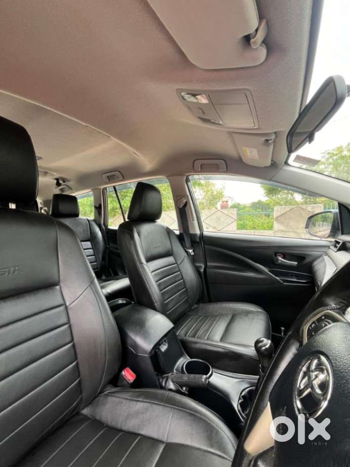 Toyota Innova Crysta 2.4 Gx Mt 8s, 2019, Diesel