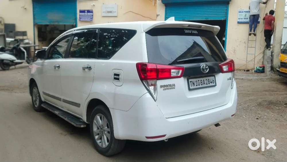 Toyota Innova Crysta 2.4 V 7 Str, 2017, Diesel