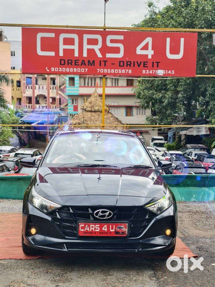 Hyundai I20 Asta (o) 1.2 Mt Dual Tone, 2023, Petrol