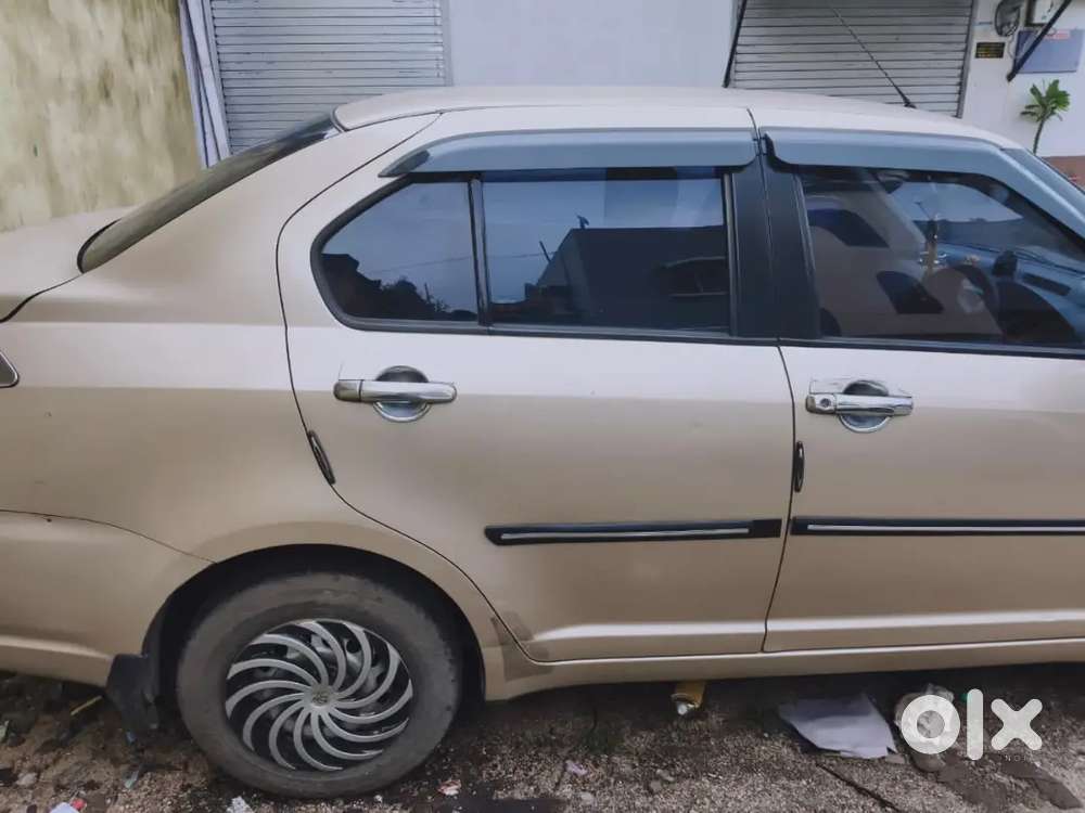 Maruti Suzuki Swift Dzire 2012 Petrol 76000 Km Driven