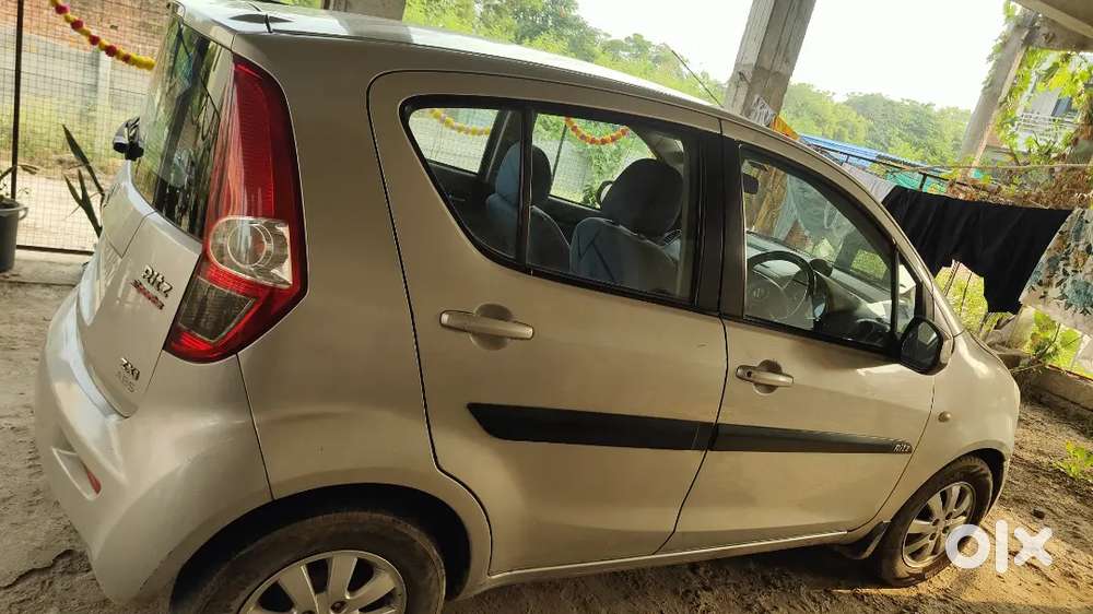 2nd Owner Maruti Ritz 2010 Cng