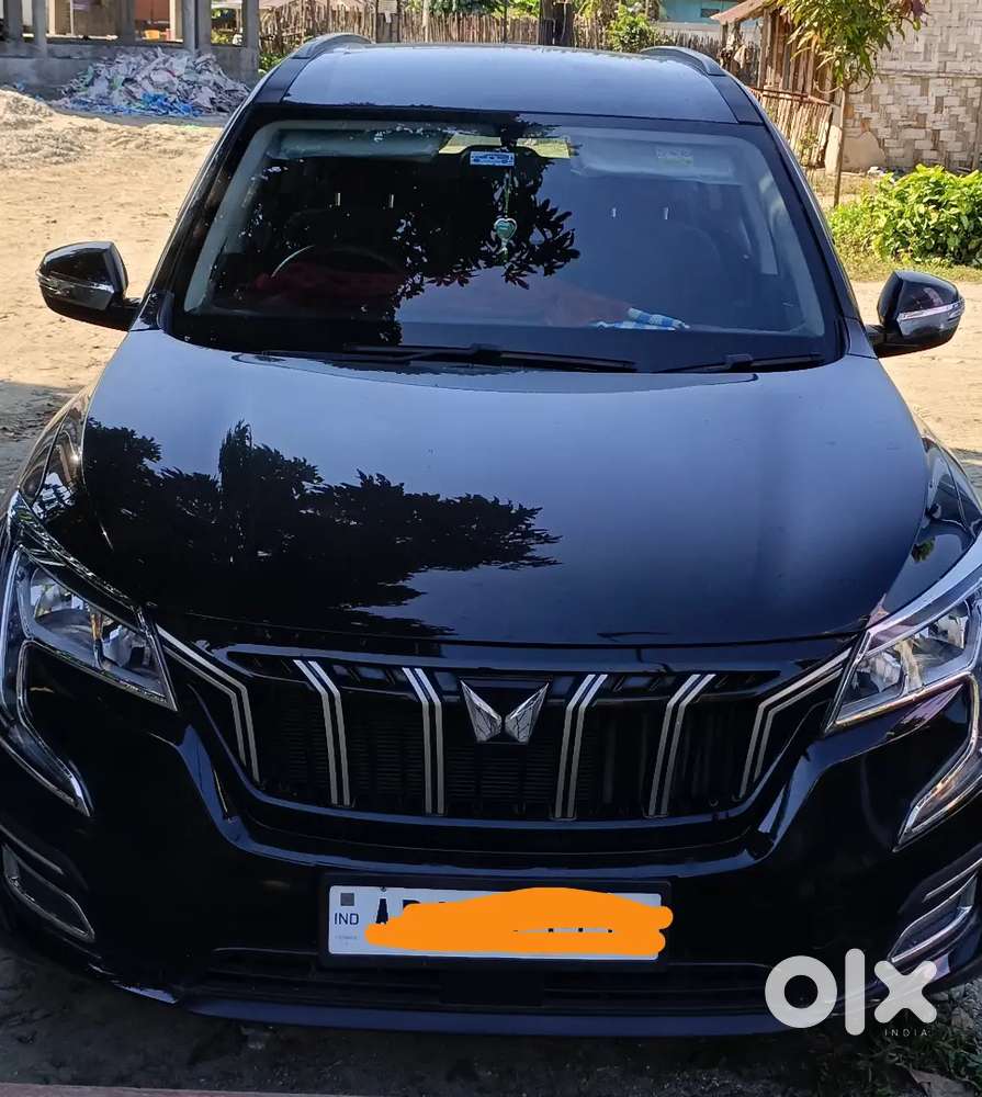 10 Month Old Mahindra Xuv700 2025 Diesel 10000 Km Driven