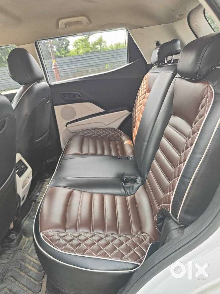 Mahindra Xuv 3xo Mx3, 2025, Petrol