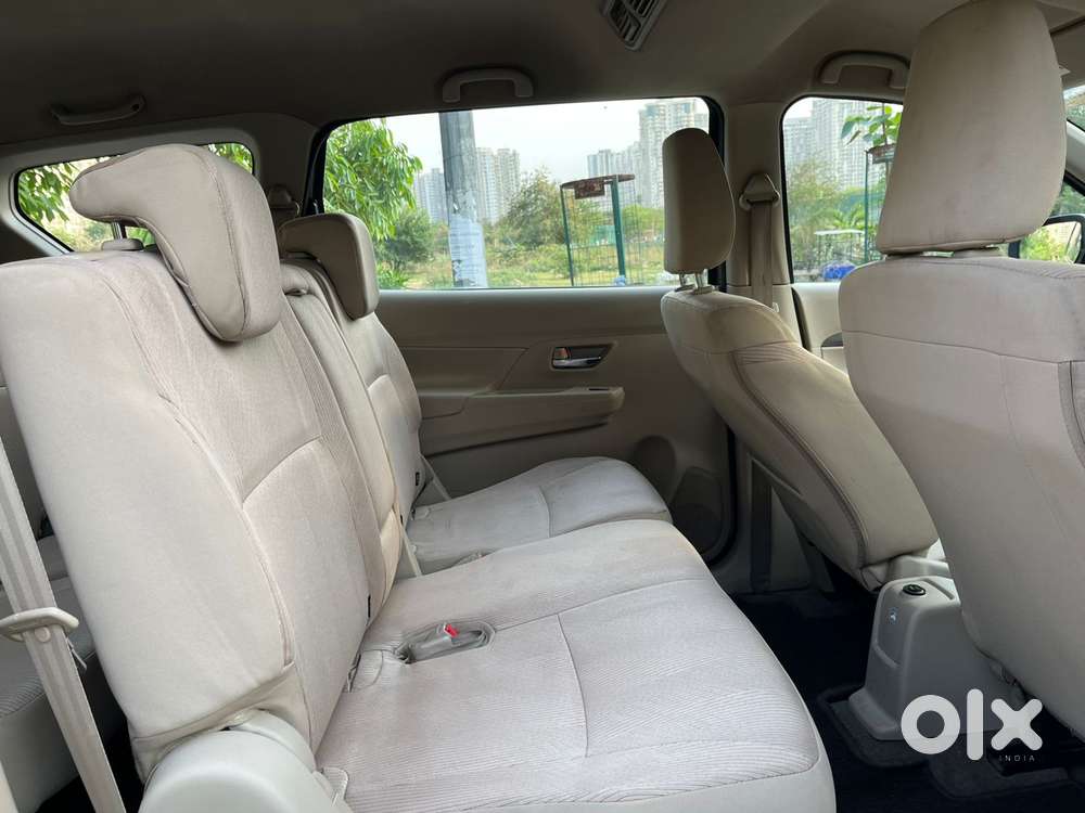 Maruti Suzuki Ertiga 1.5 Vxi, 2022, Petrol