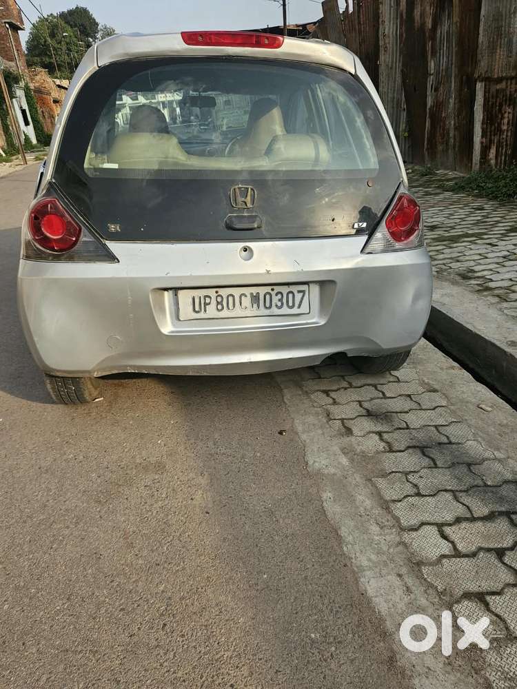 Honda Brio V Mt, 2013, Petrol