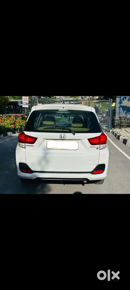 Honda Mobilio 2015 Petrol Well Maintained