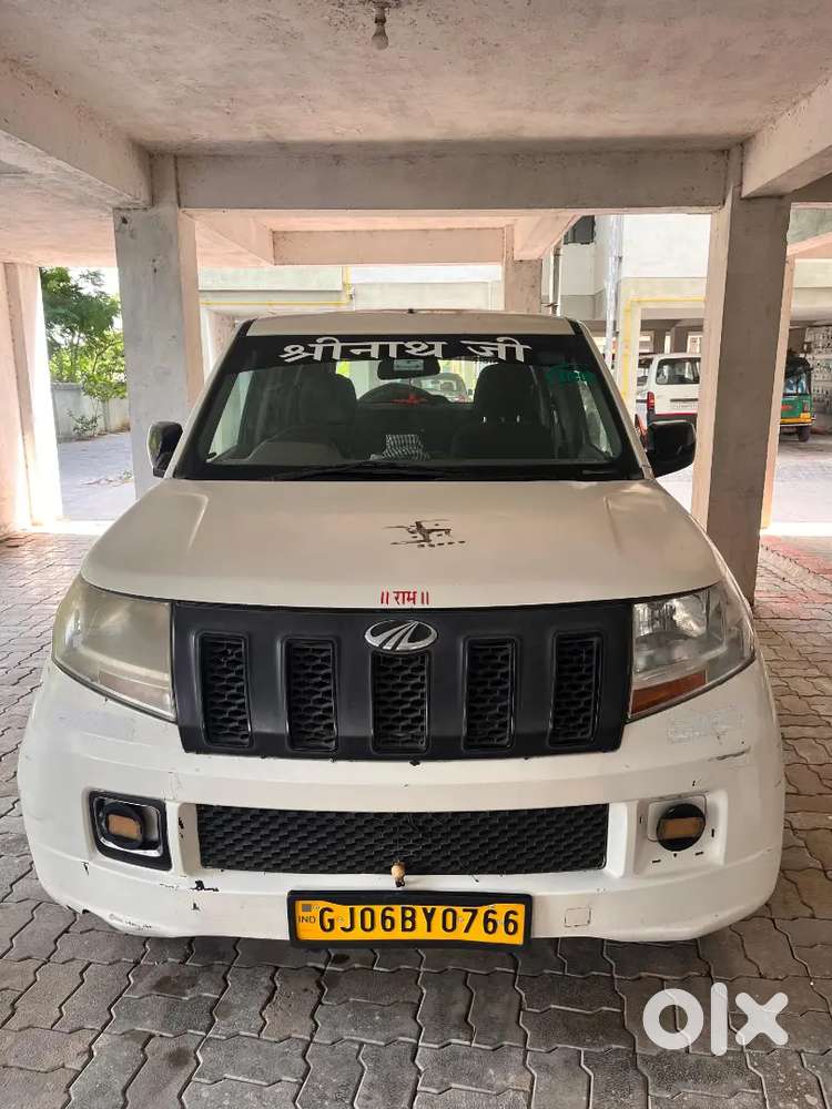 Mahindra Tuv 300 2018