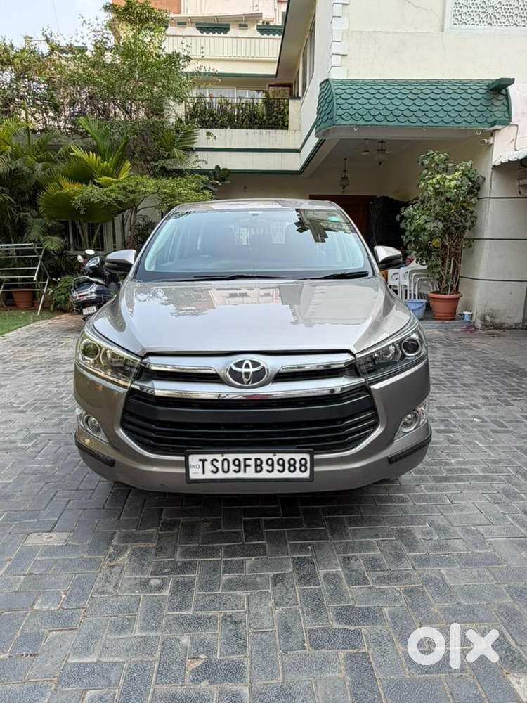 Toyota Innova Crysta