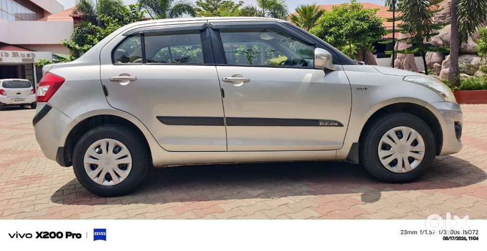 Maruti Suzuki Swift Dzire Vxi Optional, 2015, Petrol